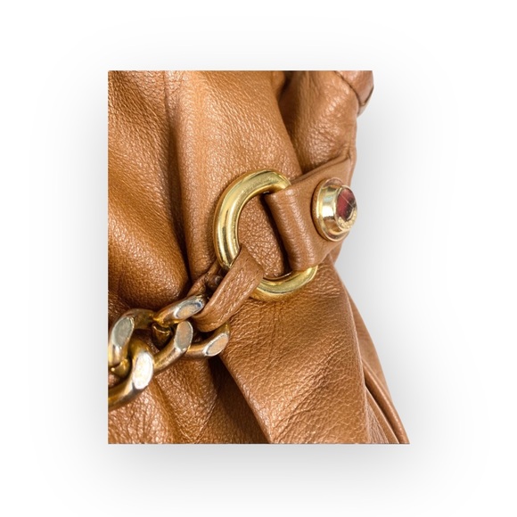 Gustto ❤︎ Oreillo Cokera Leather Bag Handbag ❤︎ Caramel + Gold Chain ❤︎ Blogger - Picture 7 of 16